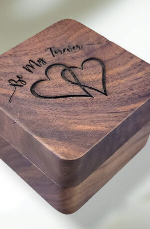 Custom Engraved Engagement Ring Box with Single Slot